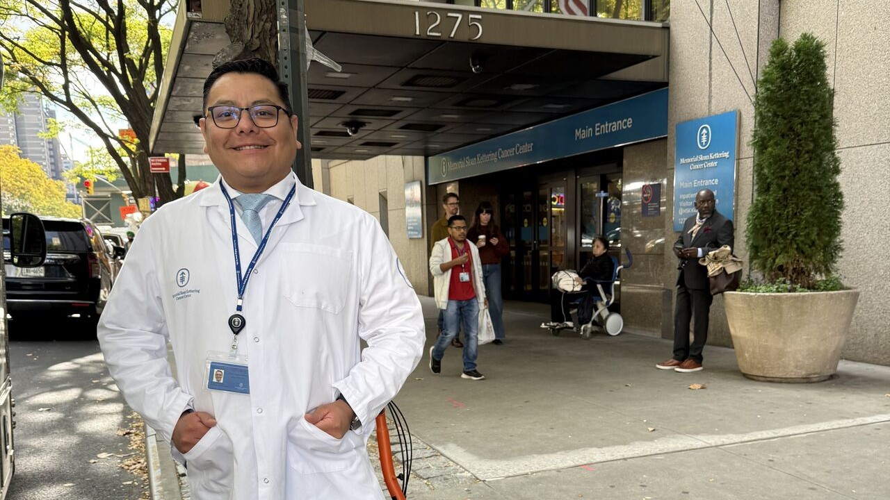 Rixci Ramírez: Privileged to Learn from Experts Who Set the Standard in Cancer Care and Research 2 Rixci Ramírez: Privileged to Learn from Experts Who Set the Standard in Cancer Care and Research