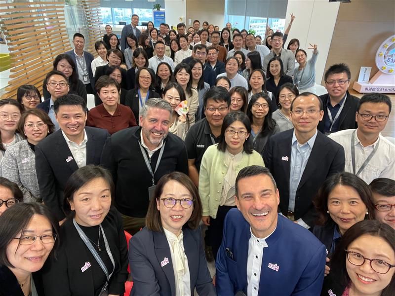 Cristian Massacesi: Visiting the Bristol Myers Squibb Office in Shanghai for the First Time 2 Cristian Massacesi: Visiting the Bristol Myers Squibb Office in Shanghai for the First Time