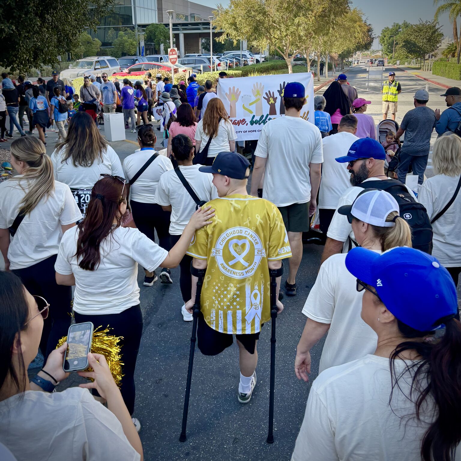 Saro Armenian: City of Hope Walk for Hope to Raise Awareness About Cancer Research