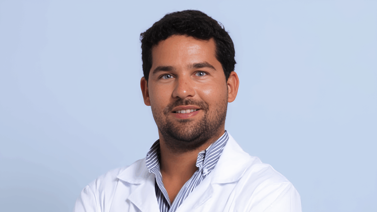 Diogo Alpuim Costa: 21-Gene Recurrence Score on Treatment Decisions in Early HR+/HER2- Breast Cancer