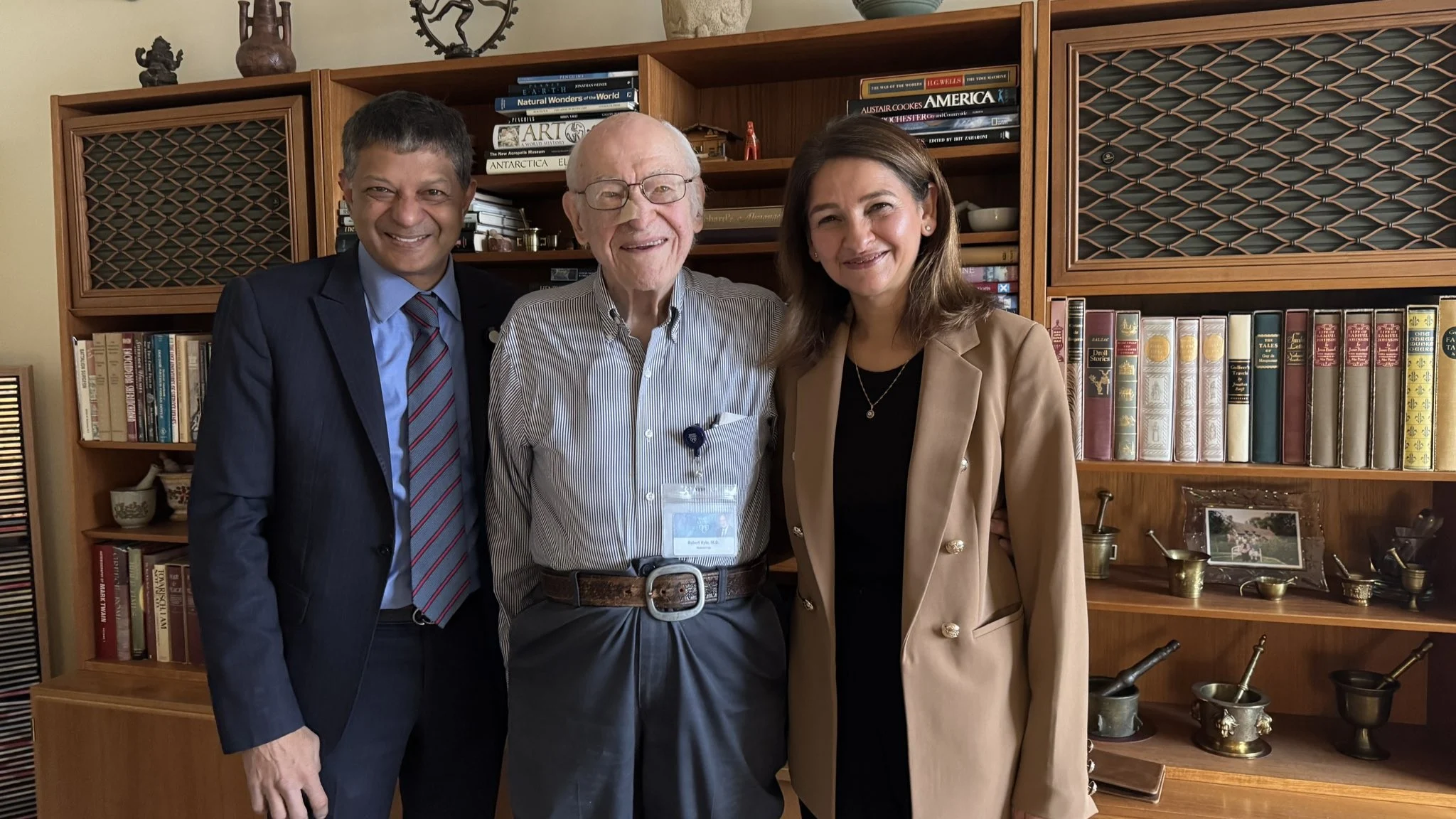 Noopur Raje Presents Myeloma Updates at Mayo Clinic Comprehensive Cancer Center Grand Rounds 2 Noopur Raje Presents Myeloma Updates at Mayo Clinic Comprehensive Cancer Center Grand Rounds