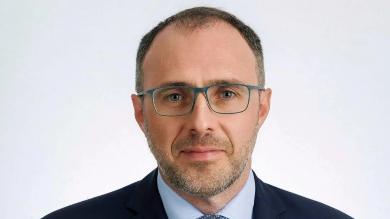 Robert Troy on Ireland’s Right To Be Forgotten Legislation Empowering Cancer Survivors – CancerWorld