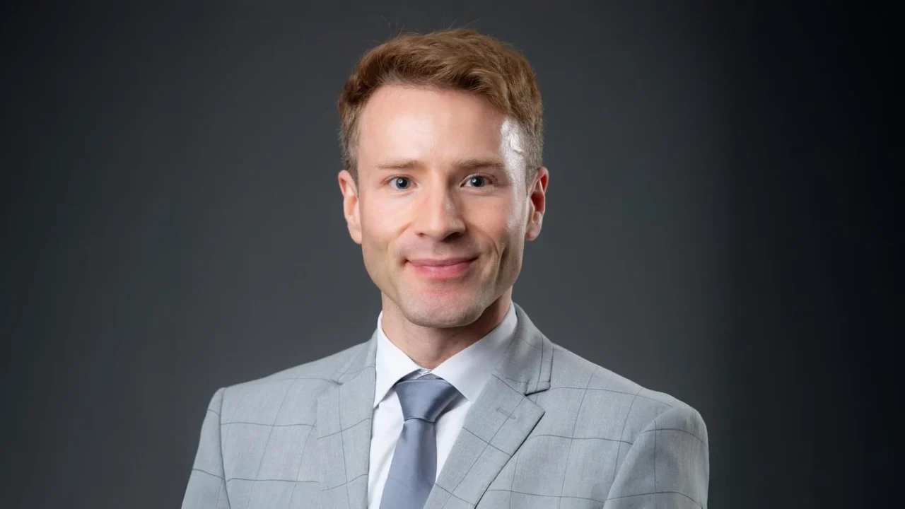 Charles Gaulin: New Data on Extranodal Disease and CAR T Outcomes