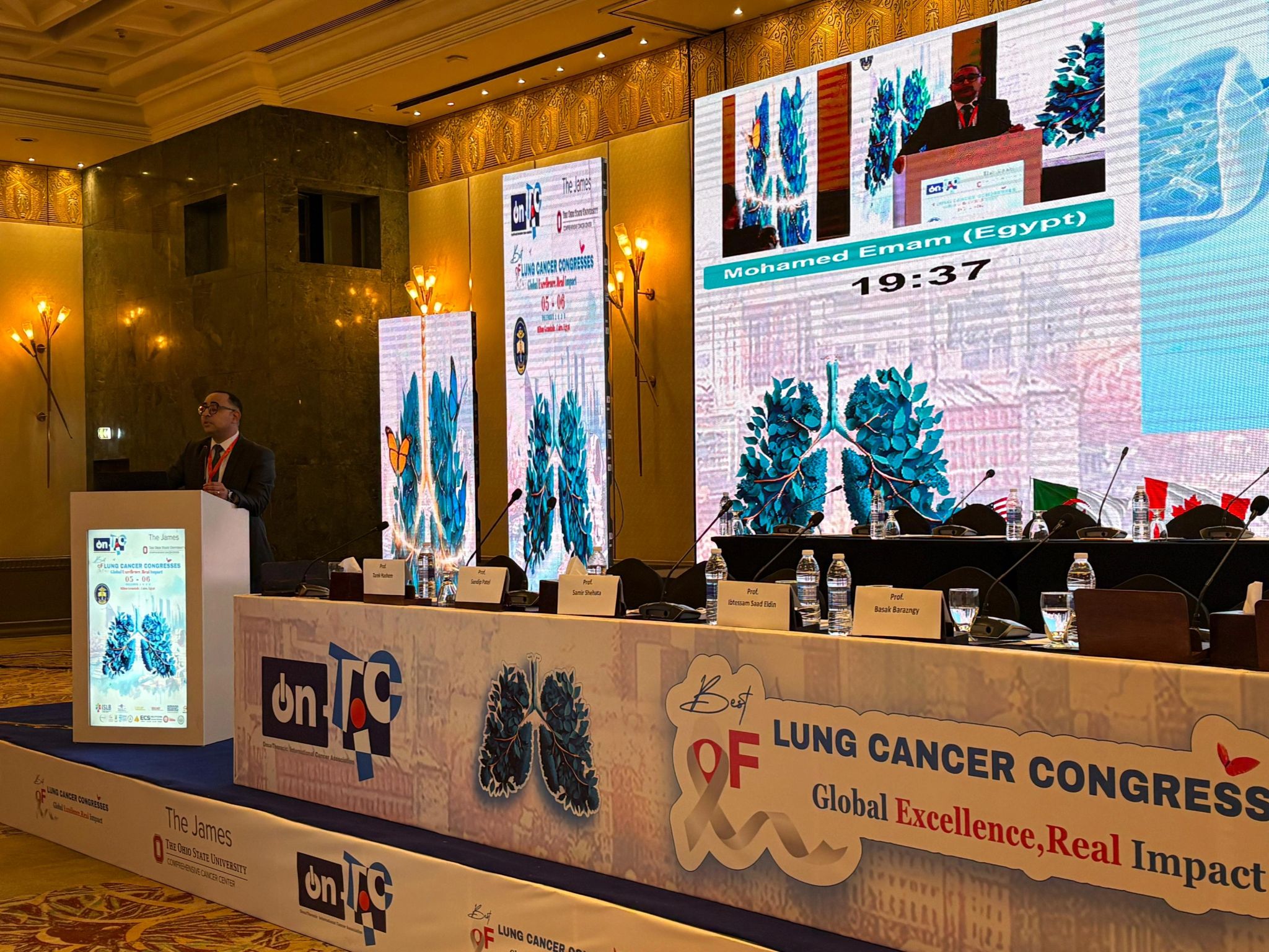 Mohamed Emam Sobeih: Delivering a Lecture on Targeting BRAF-Mutant NSCLC 2 Mohamed Emam Sobeih: Delivering a Lecture on Targeting BRAF-Mutant NSCLC