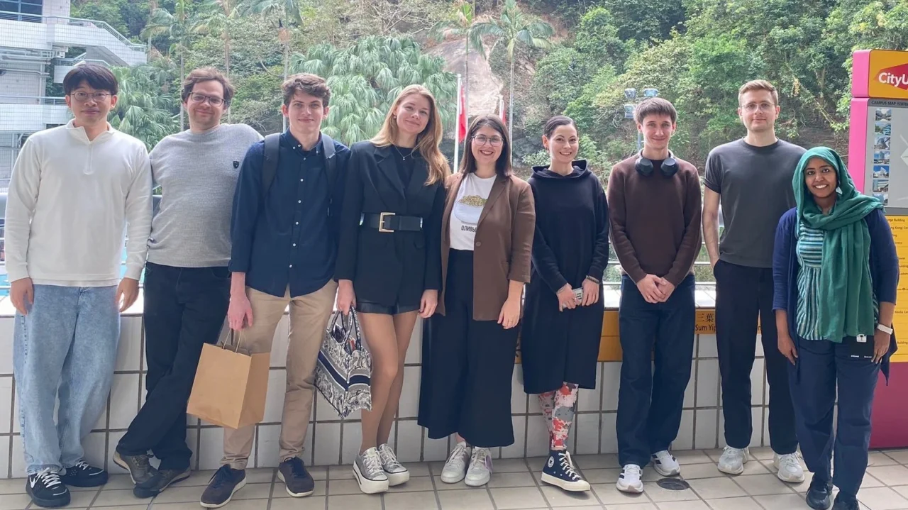 Merry Christmas and Happy Holidays from All of Us – The Babak Lab