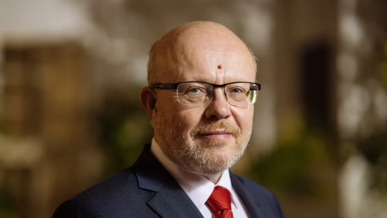 Vlastimil Válek—The Leader Who Helped Change the Course of Cancer Screening in Europe