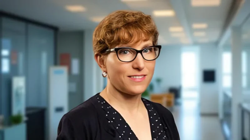 Elizabeth Ginexi: What Happens When the Experts Leave?