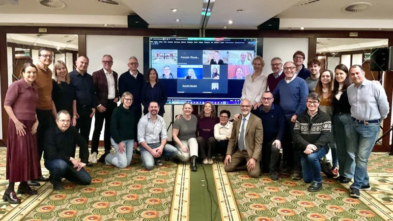 The ESGO Ovarian Cancer Guidelines Working Group Met in Prague