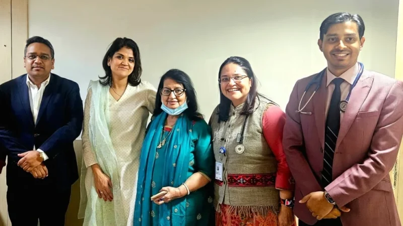 Anshul Gupta Welcomes Shilpa Gupta for Insightful Dialogue on Bladder Cancer Management