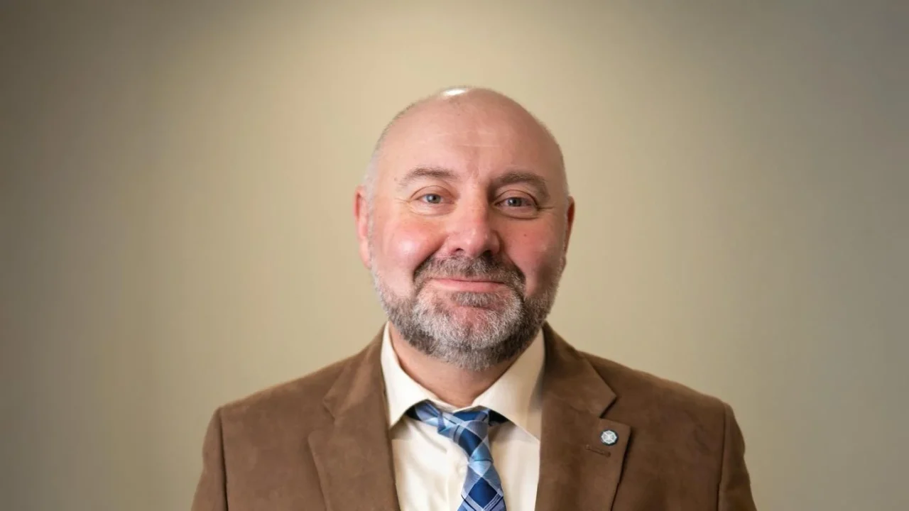 Alexander Shneider: Elenagen Combination Extends Survival in Ovarian Cancer