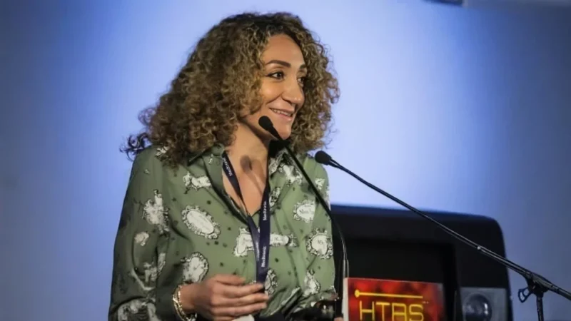 Ursula Catena Presents Study on Fertility-Preserving Treatment in Endometrial Disease