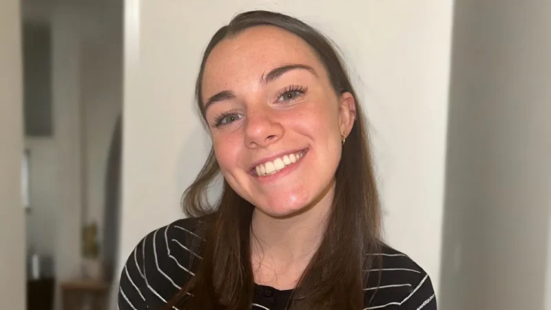 Evie Spring: Running the London Marathon for Cancer Research UK