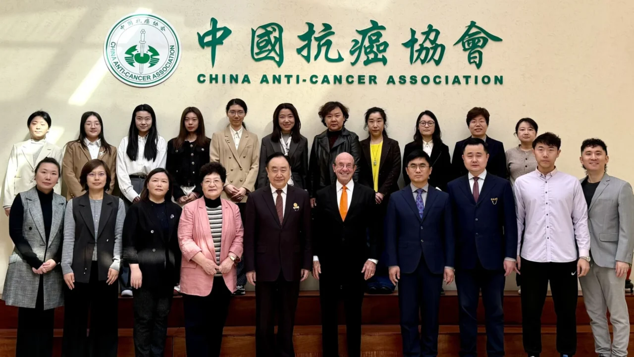 Charles Balch: Honored to Meet CACA President Daiming Fan in Tianjin