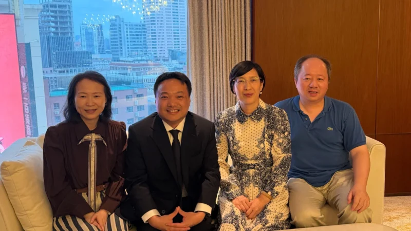 Herbert Loong: Quick 24hrs Whirlwind Trip to Shanghai to Meet With Lung Cancer Colleagues and Friends
