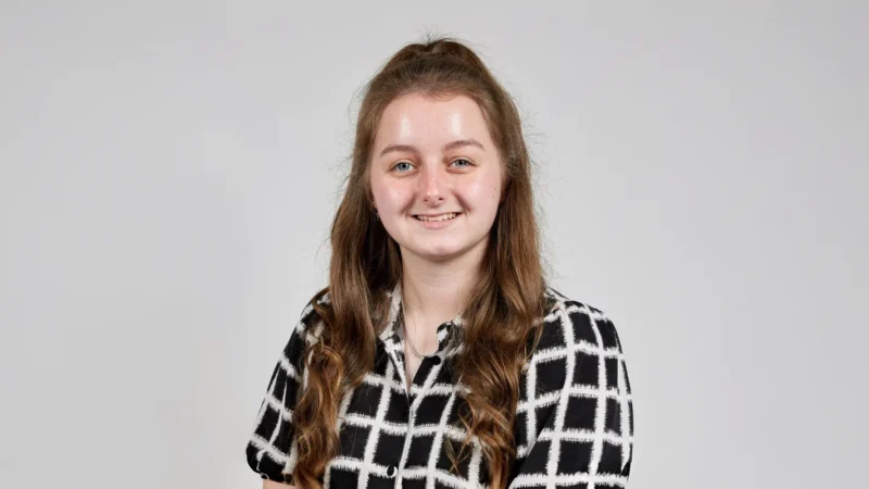 Rebekah Oldknow: I’m Running The Pretty Muddy 5K to Fundraise Money for Cancer Research UK