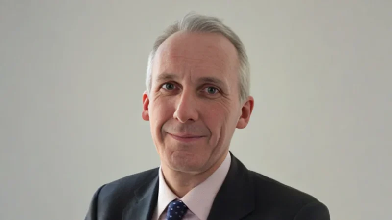 Robert Rintoul: Addressing Lung Cancer Survivorship Challenges at the LCNUK Meeting