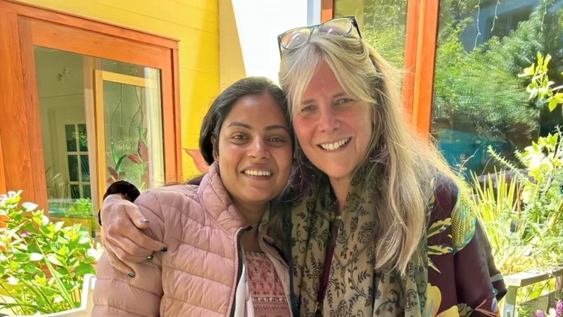 Laura Esserman Celebrates Kirithiga Ramalingam’s UCSF Surgery Graduation
