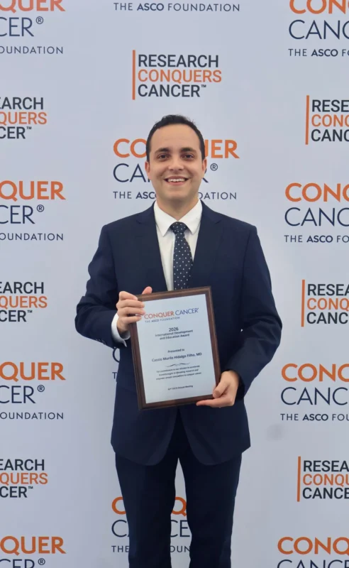Cassio Murilo T Hidalgo Filho: Honored to Receive IDEA from ASCO 2 Cassio Murilo T Hidalgo Filho: Honored to Receive IDEA from ASCO