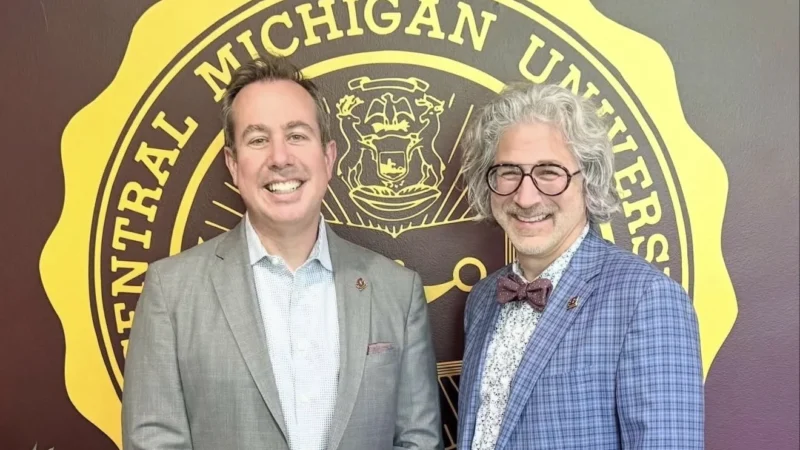 Neil MacKinnon Welcomes Josh Nosanchuk as Next Dean of the Covenant HealthCare College of Medicine at CMU