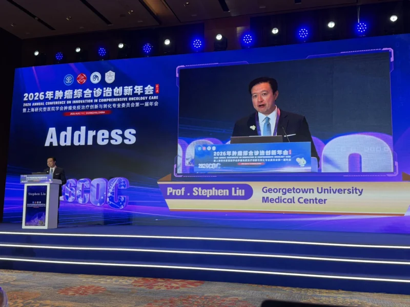 Stephen V Liu