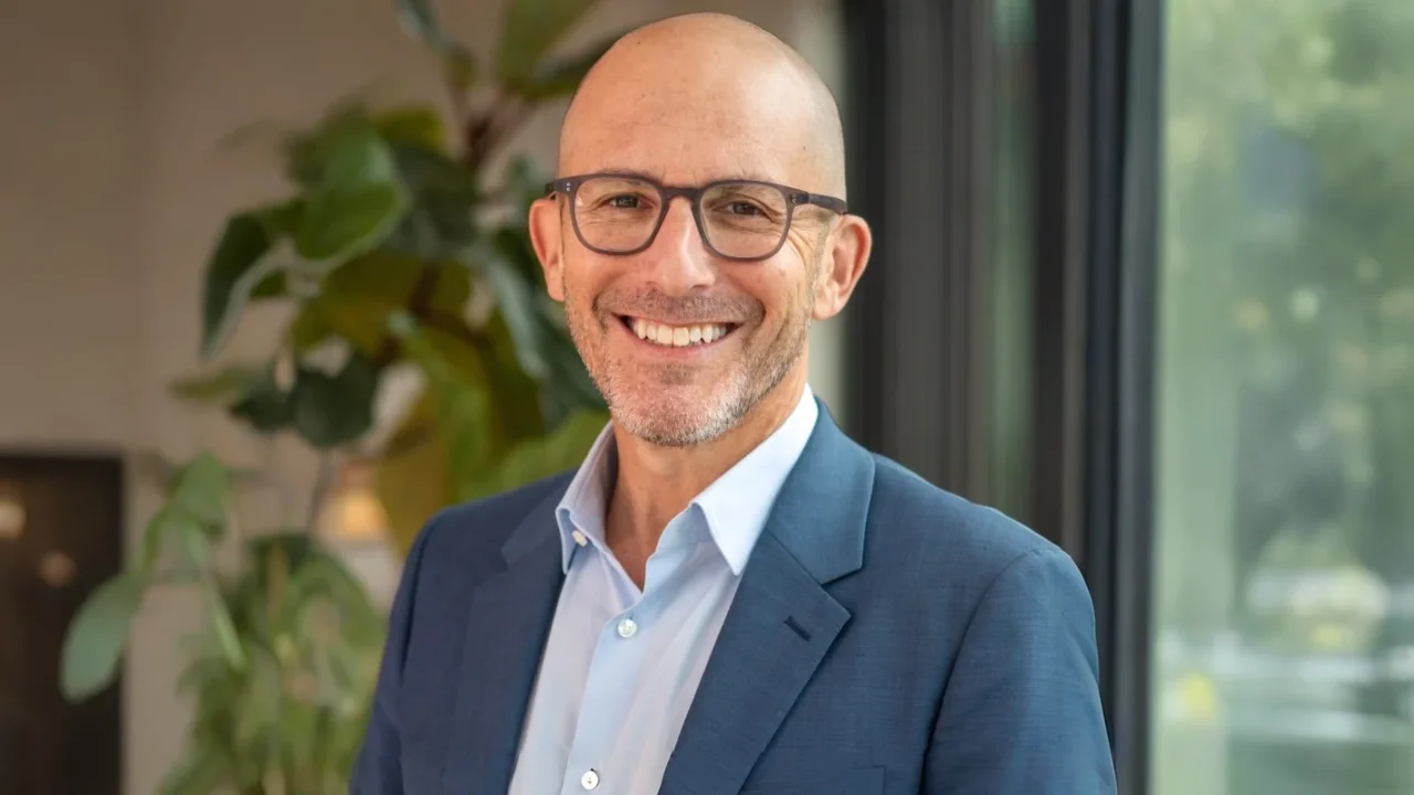 Bobby Green: What Happens Between Oncology Visits Matters