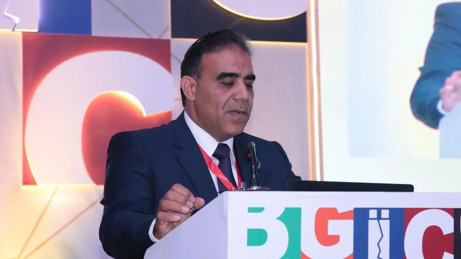 Hesham Elghazaly and the Vision of One World Against Cancer 3 Hesham Elghazaly